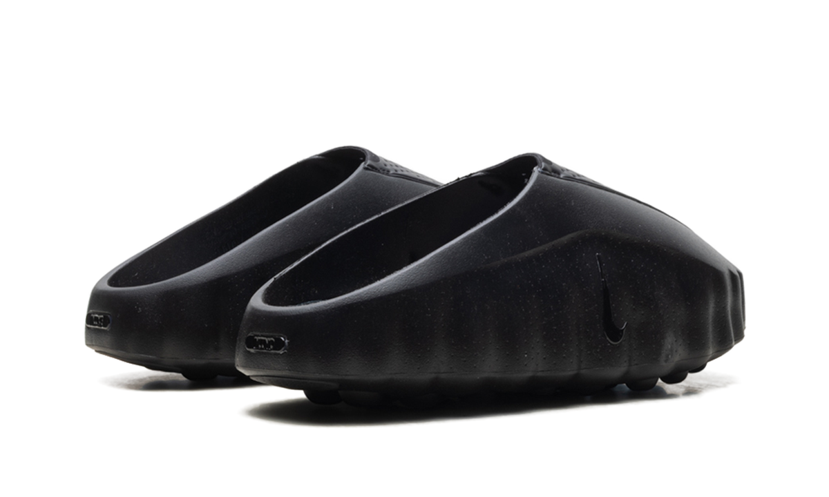 Nike Mind 001 Triple Black - top